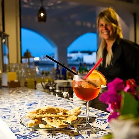 Mari Del Sud Hotel 4*